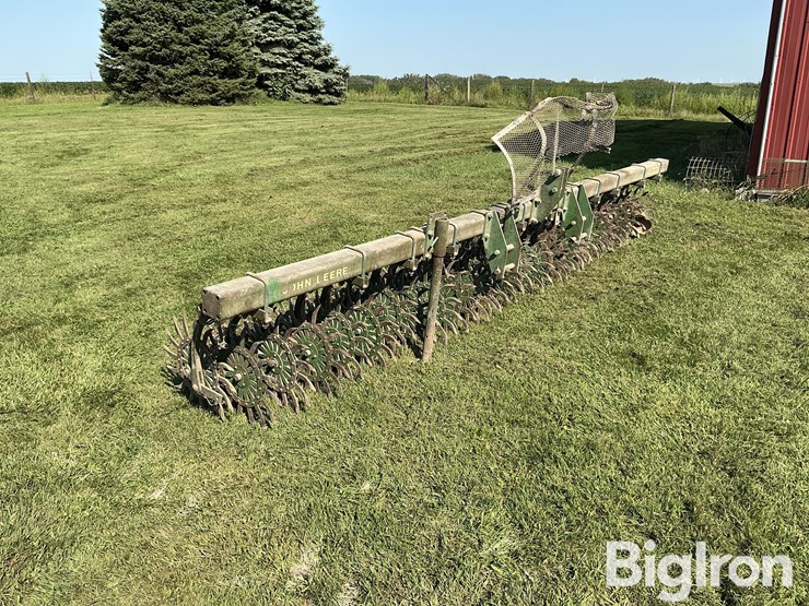 john-deere-415-15'-rotary-hoe-image-7