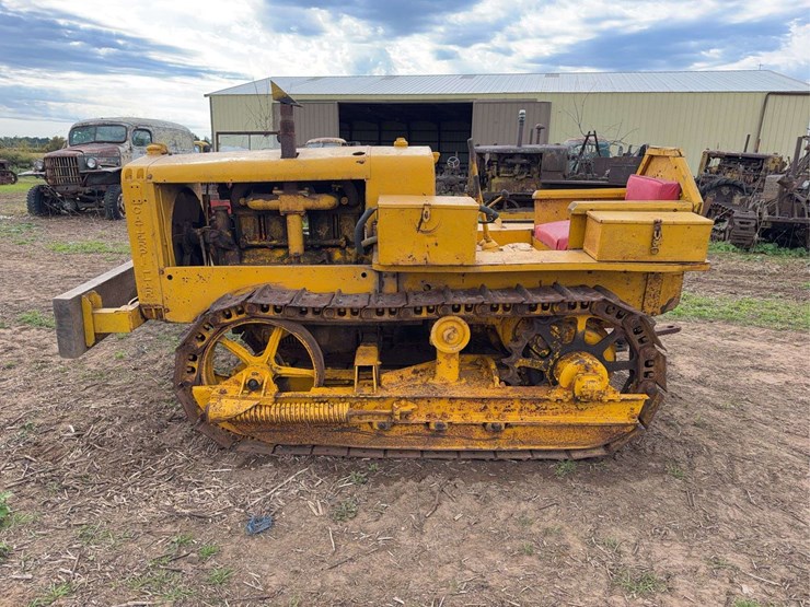 caterpillar-twenty-eight-image-6