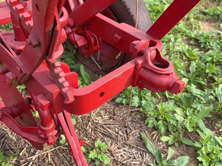 oliver-two-bottom-plow-image-7