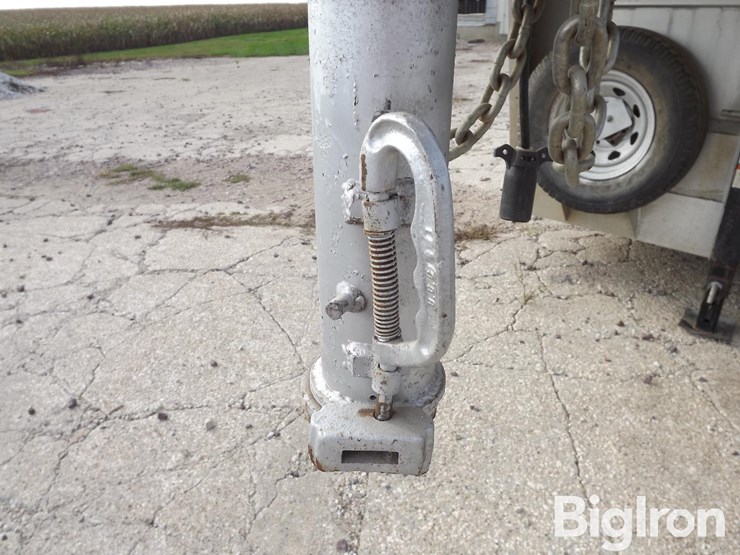2004-k&o-mfg-pace-setter-tri/a-aluminum-livestock-trailer-image-9