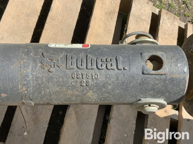 2007-bobcat-15c-skid-steer-post-hole-auger-image-18