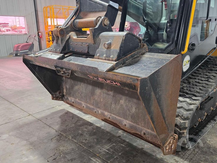 2020-jcb-300t-image-9