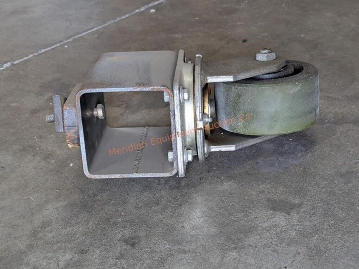 6"-hd-albion-caster-wheels-w/-sb-container-locks-image-14
