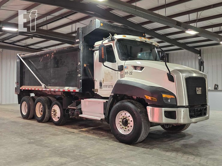 2016-caterpillar-ct660-image-2