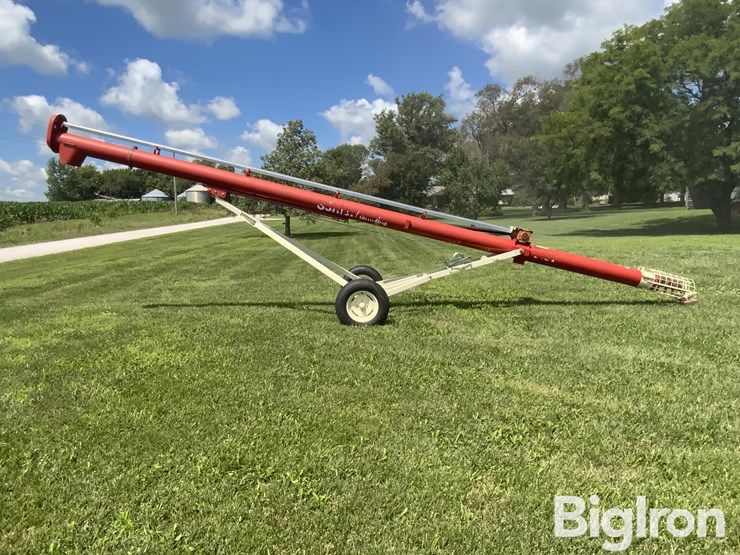 buhler-/-farm-king-c1031-pto-driven-auger-image-4