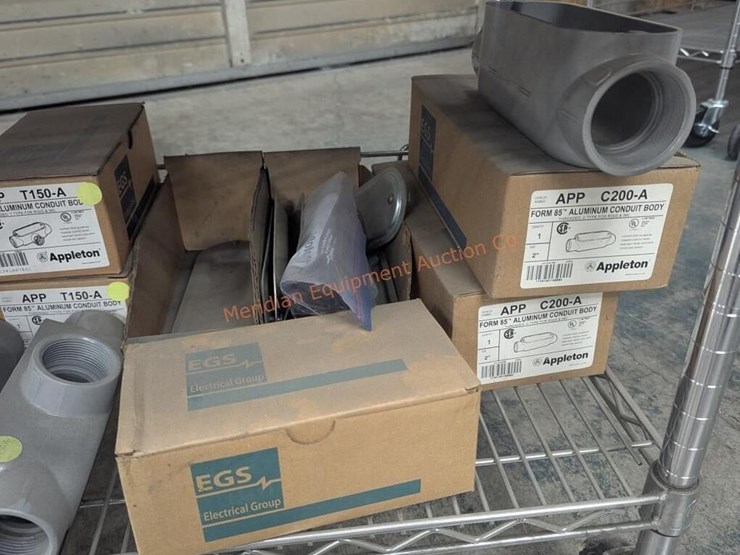 wire-rolling-rack-w/-assorted-electrical-parts-image-20