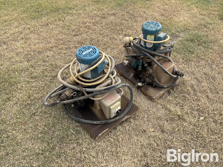 neptune-center-pivot-irrigation-chemical-fertilizer-pumps-image-7
