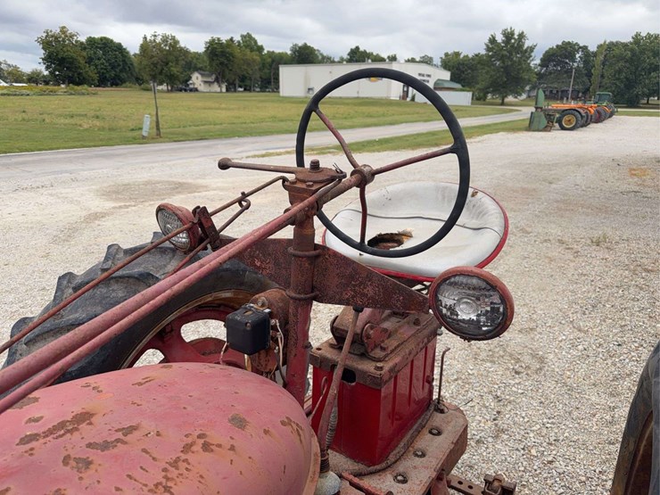 farmall-super-h-image-16