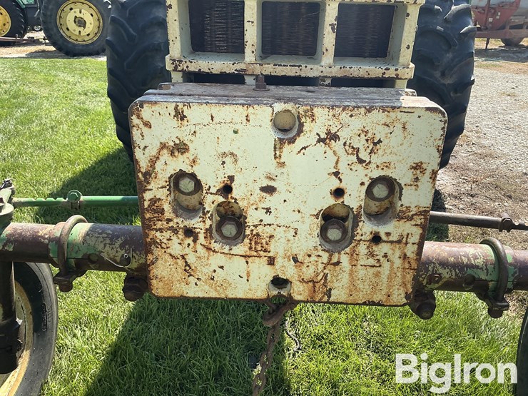 1968-oliver-1650-2wd-tractor-image-14