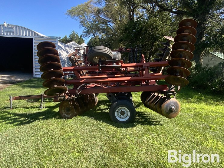 case-ih-496-18'-folding-disk-image-8