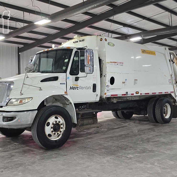 2015 INTERNATIONAL DURASTAR 4400