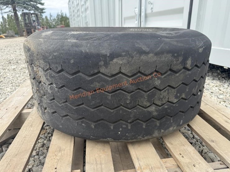 firestone-36/16r17.5-tire-image-5