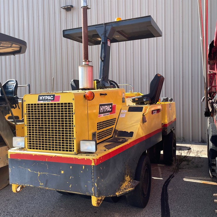 #1508 • 2010 Hypac C530 AH Pneumatic Roller