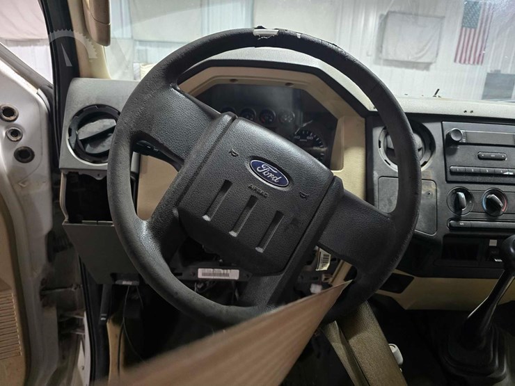 2009-ford-f550-sd-image-10