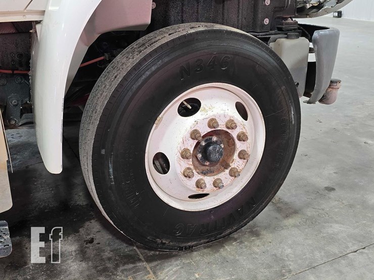 2016-international-durastar-4300-image-26