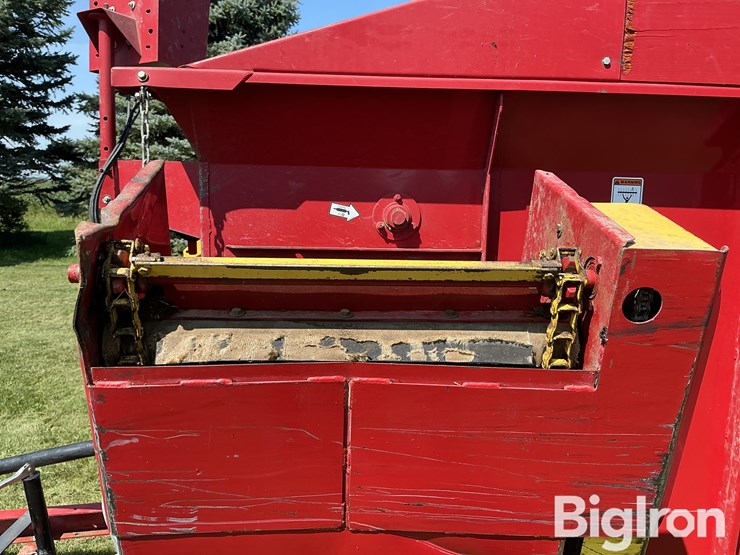 schuler-hf255-feed-wagon-image-19