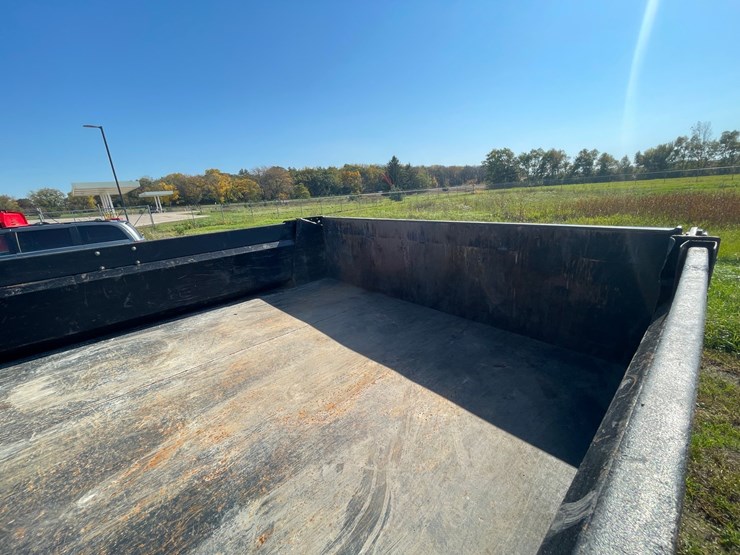 #1532-•-2016-ford-f-450-baby-dump-plow-truck-(has-wi-title)-image-10
