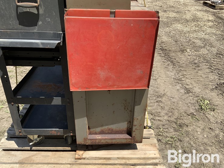 portable-tool-chests-image-11