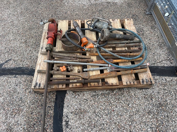 #2109-•-breaker-bits,-pneumatic-tools,-concrete-vibrator-motor,-rotary-barrel-pump,-and-more-image-4