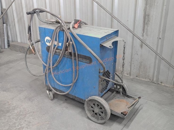 miller-millermatic-200-welder-image-4