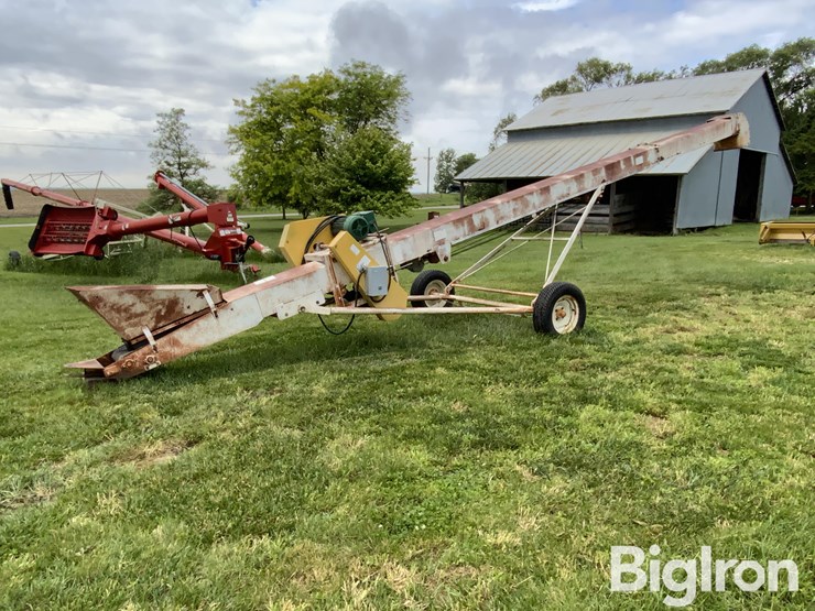 chantland-sr30-30'-electric-seed-belt-conveyor-image-1