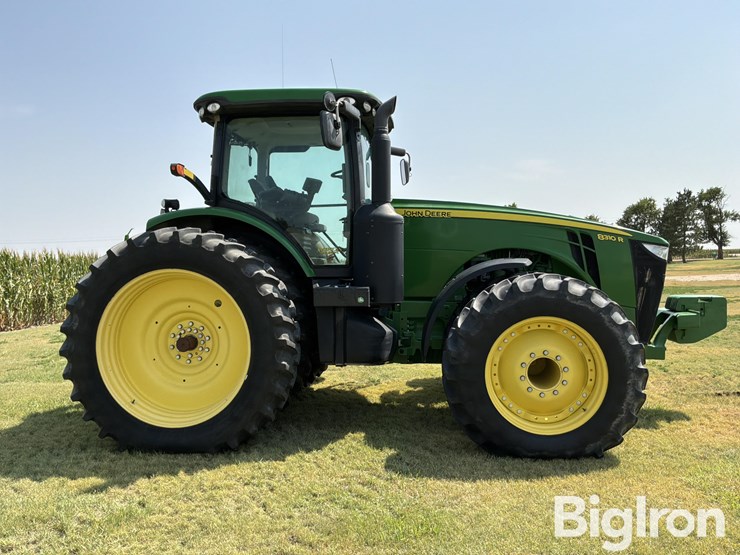 2013-john-deere-8310r-mfwd-tractor-image-4