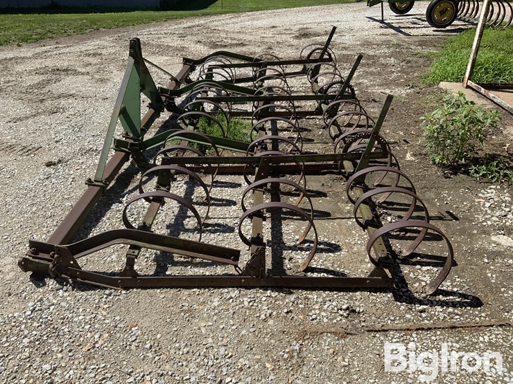 john-deere-3-pt-12'-spring-tooth-harrow-image-8