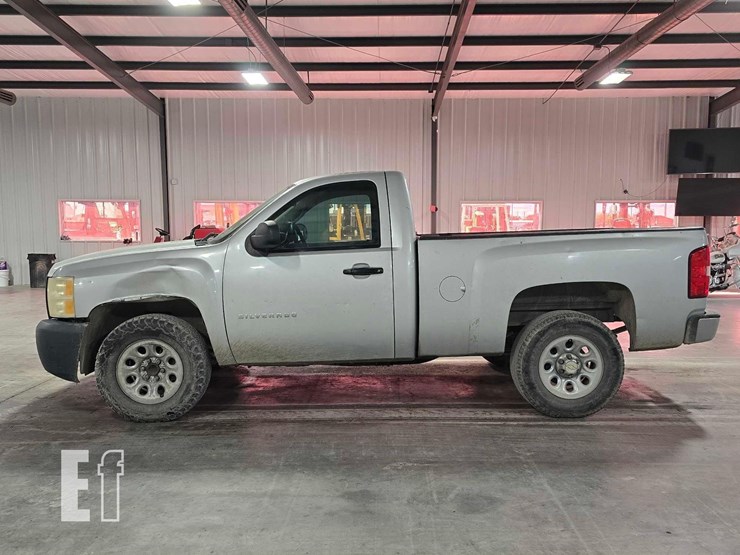 2013-chevrolet-silverado-1500-image-5