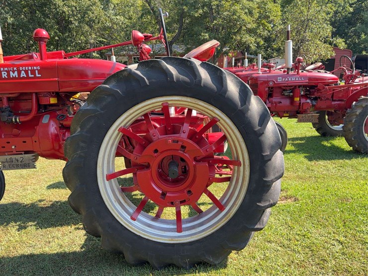 1942-farmall-m-image-31