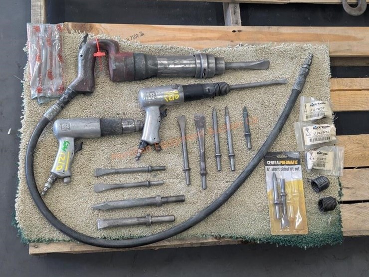 3--assorted-air-pneumatic-chisels-w/-accessories-image-1