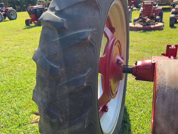 1948-farmall-h-image-19