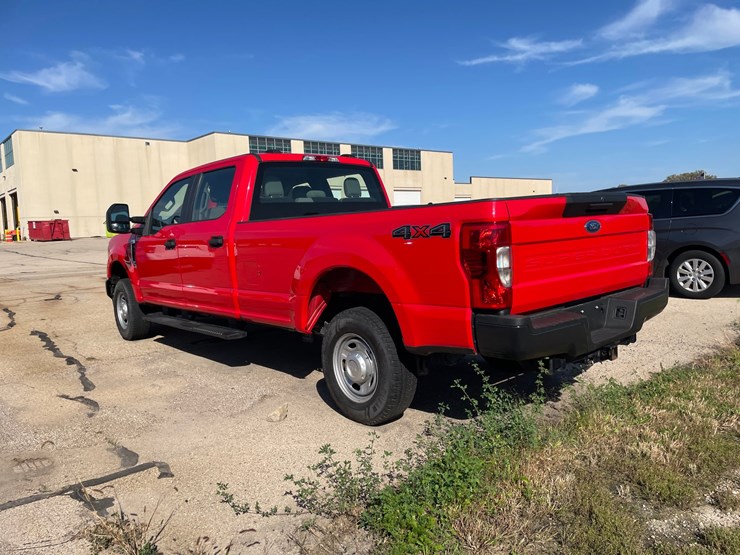 #1524-•-2021-ford-f-250-xl-pickup-truck-(has-wi-title)-image-35