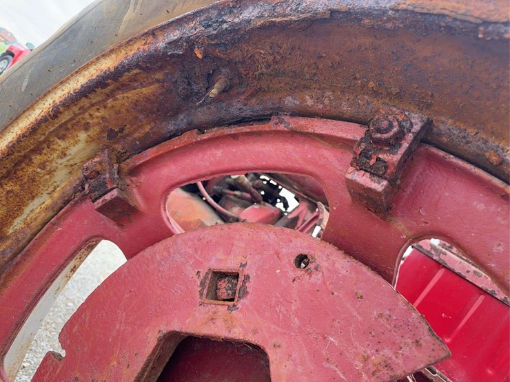 farmall-super-h-image-15