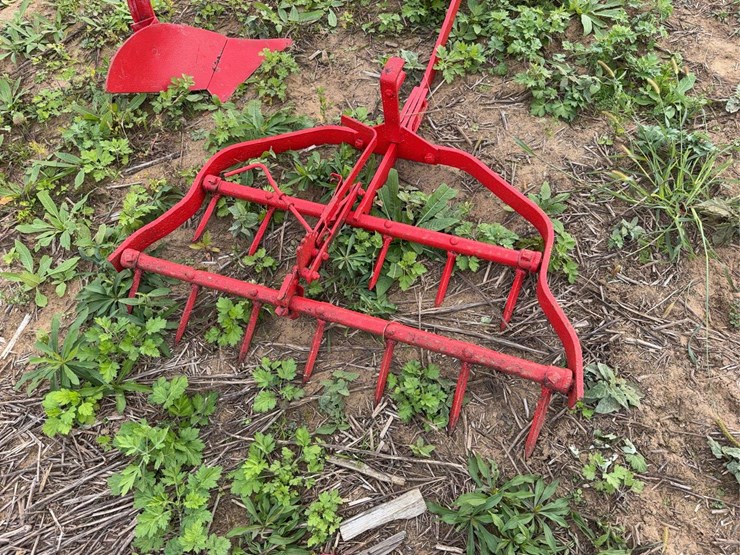 david-bradley-implements-image-2