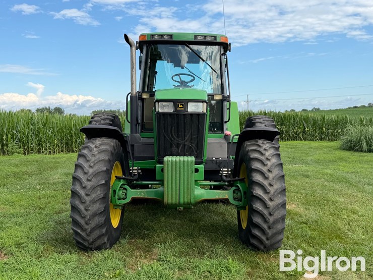 1998-john-deere-7810-mfwd-tractor-image-2