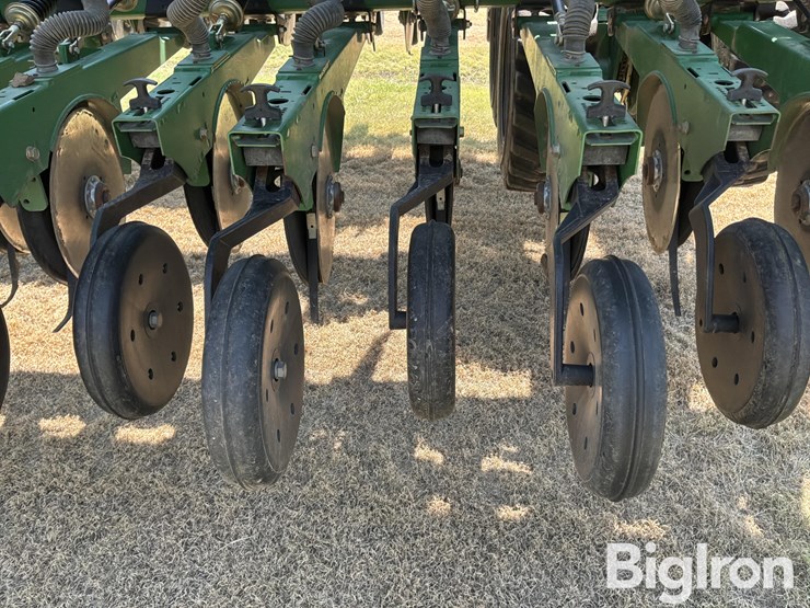 2005-great-plains-3s-4000hd-4810-double-disc-drill-image-20