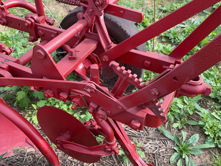 oliver-two-bottom-plow-image-9