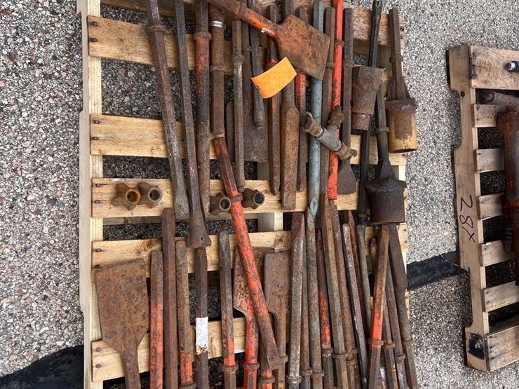 #2110-•-demolition-breaker-bits,-chisels,-adapters,-and-more-image-2