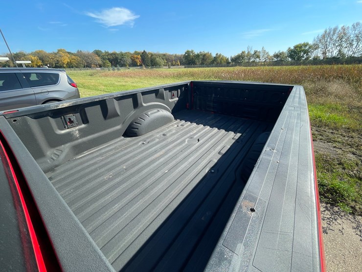 #1524-•-2021-ford-f-250-xl-pickup-truck-(has-wi-title)-image-38
