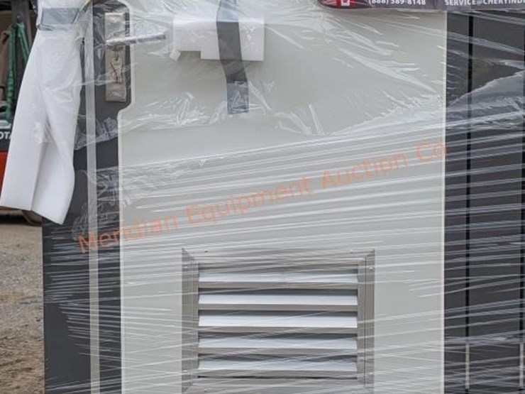 bastone-2-stall-portable-toilets--never-used-image-13