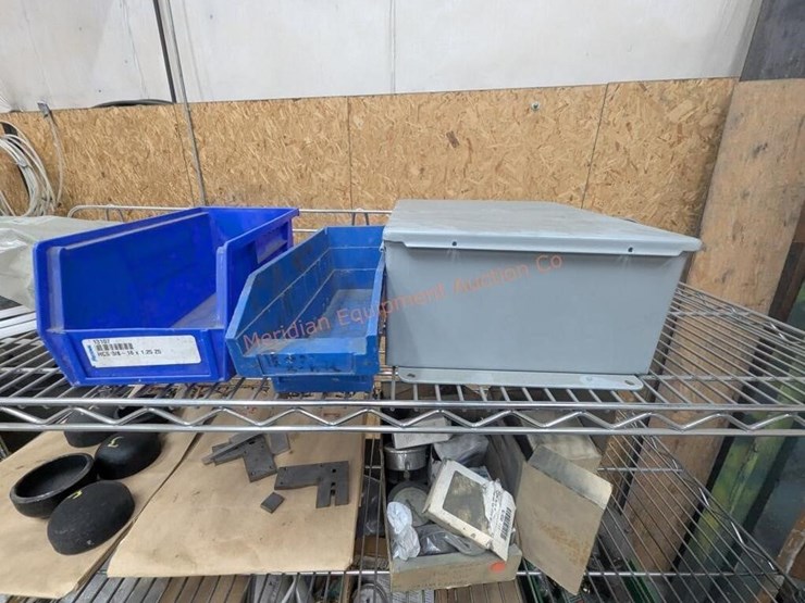 wire-rack-w/-assorted-shop-supplies-image-9