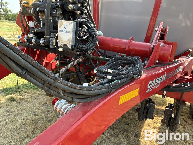 2023-case-ih-nutri-placer-2800-liquid-applicator-image-9