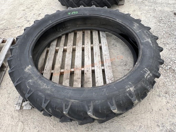 1-kleber-12.4x46-tractor-tire-image-1