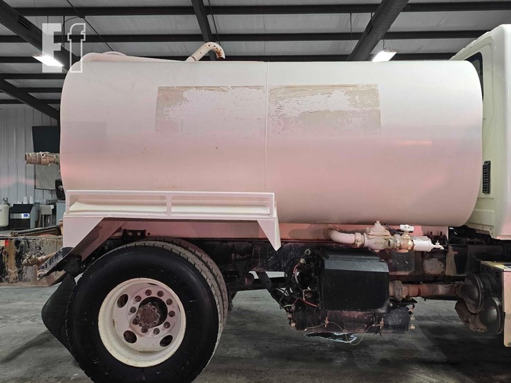2016-international-durastar-4300-image-18
