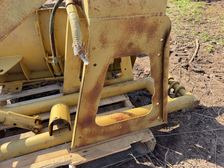 oliver-front-blade-image-9