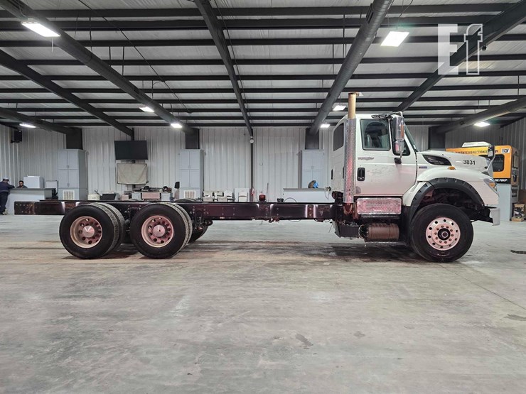 2014-international-workstar-7600-image-6
