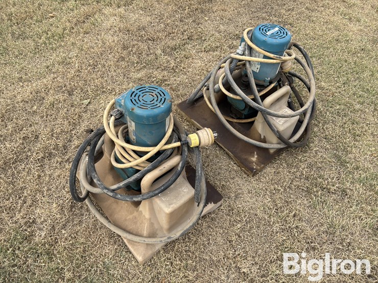 neptune-center-pivot-irrigation-chemical-fertilizer-pumps-image-3