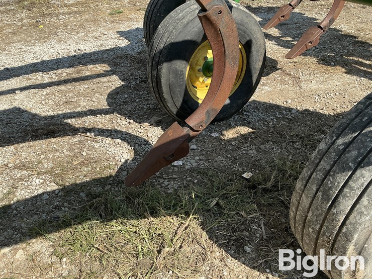 john-deere-512-disk-ripper-image-18