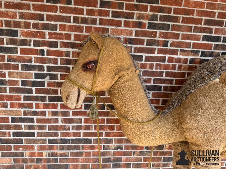 large-2-humped-stuffed-camel-image-9