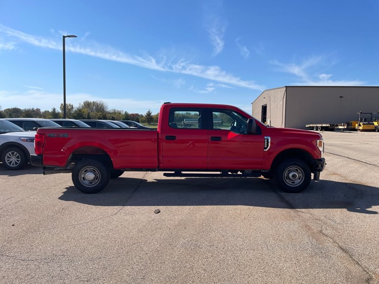#1525-•-2021-ford-f-250-xl-pickup-truck-(has-wi-title)-image-24